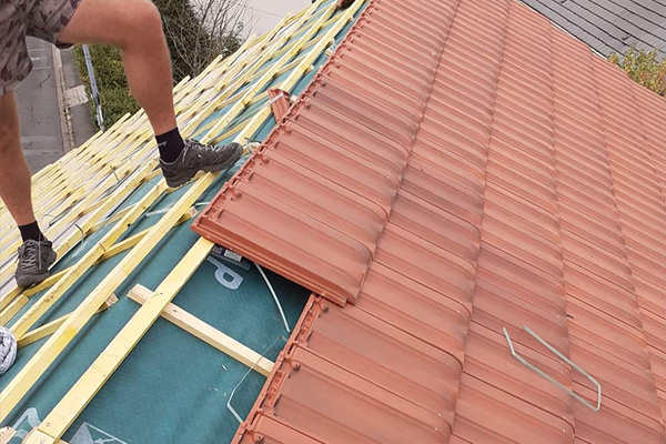 Rénovation et réparation de toiture  à Romilly-sur-Seine dans l'Aube (10)